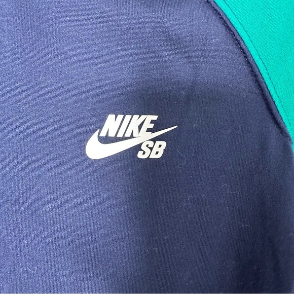 Nike SB Kids - Navy and Teal long sleeve shirt - Picture 2 of 8